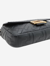 Load image into Gallery viewer, Black FF embossed Baguette shoulder bag Shoulder bags Fendi 
