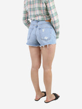 Load image into Gallery viewer, Blue denim pleated baggy shorts - size W27 Shorts Citizens of Humanity 
