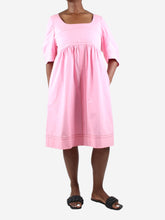 Load image into Gallery viewer, Pink short sleeved midi dress - size UK 14 Dresses Lee Mathews 
