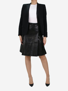 Burberry Black pleated leather skirt - size US 6