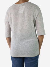 Load image into Gallery viewer, Grey beaded-trim cashmere top - size M Knitwear Divine Cashmere 
