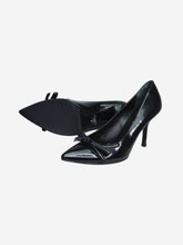 Load image into Gallery viewer, Black pumps with bow detail - size EU 38 Heels Prada 
