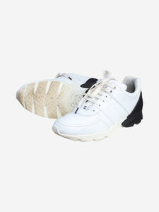 Chanel White leather low-top lace up trainers  - size EU 39