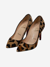 Load image into Gallery viewer, Animal print heels - size EU 35 Shoes Christian Louboutin 
