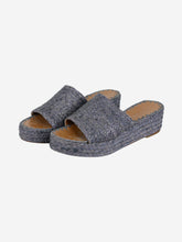 Load image into Gallery viewer, Grey platform espadrille sandals - size EU 40 Flat Sandals Carrie Forbes 
