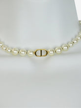 Load image into Gallery viewer, Gold 30 Montaigne choker Jewellery Christian Dior 
