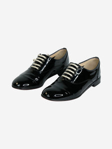 Christian Louboutin Black patent flat shoes with white laces - size EU 37.5