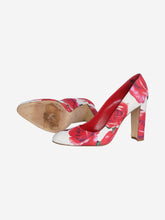 Load image into Gallery viewer, Red rose print heels - size EU 39.5 (UK 6.5) Heels Manolo Blahnik 
