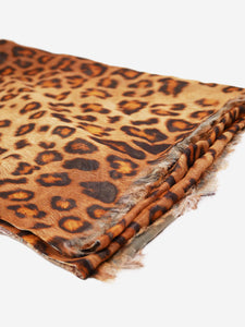 Etro Multicoloured silk paisley and leopard print scarf