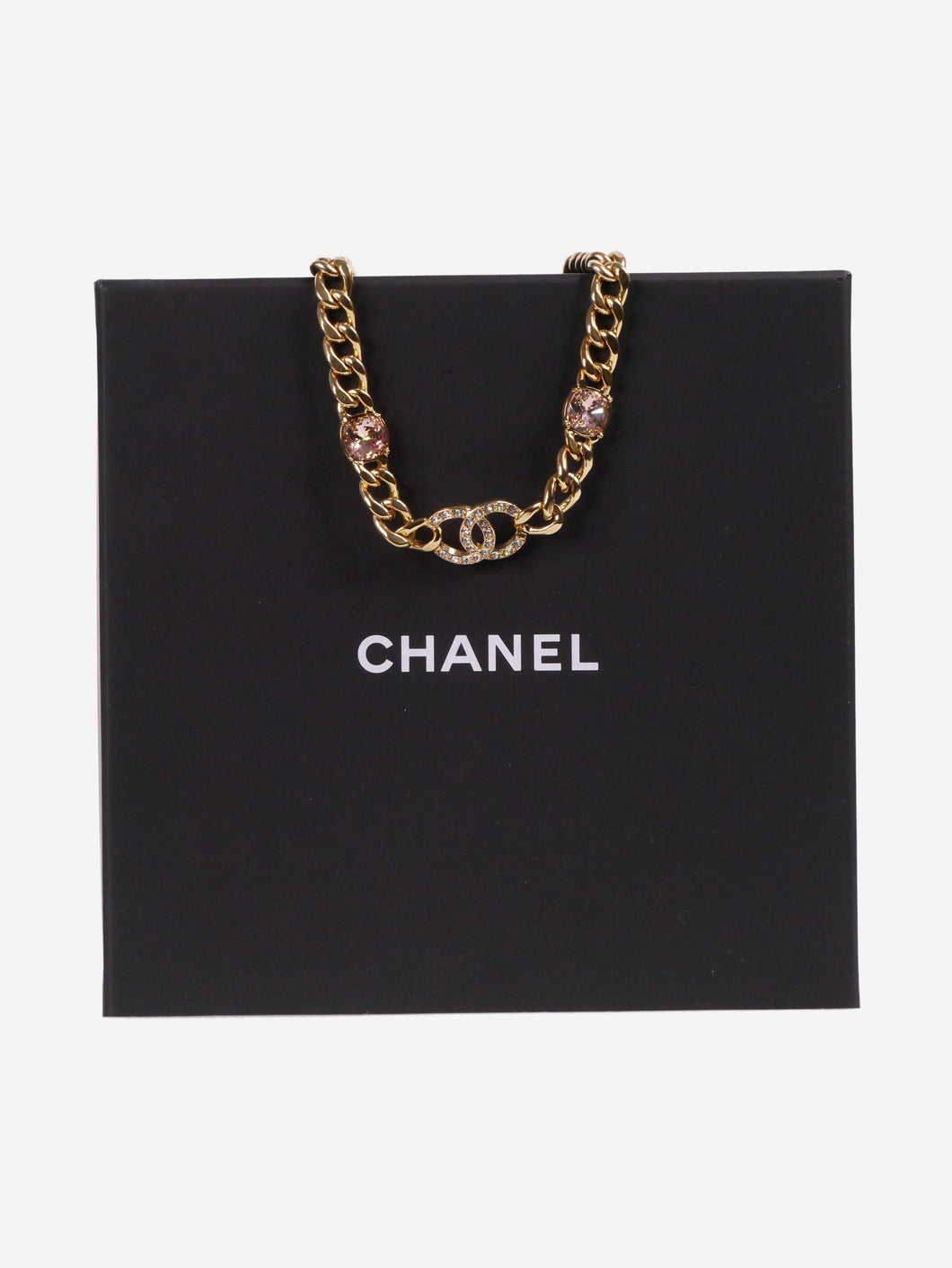 Gold bejewelled CC chain necklace Jewellery Chanel 