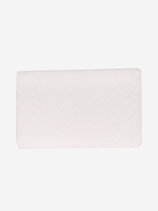 Chanel White 2005-2006 quilted wallet-on-chain bag