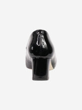 Load image into Gallery viewer, Gucci Black patent heels with GG emblem - size EU 36.5 Heels Gucci 
