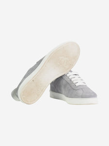 Chanel Grey lace up suede trainers with branded details - size EU 37.5
