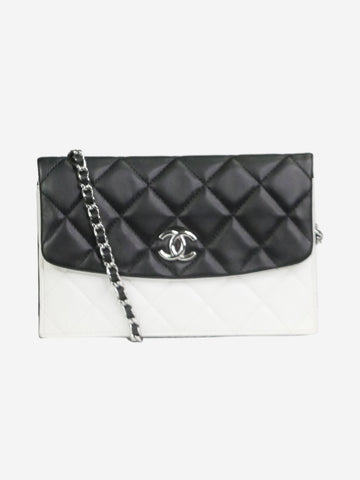 Black and white 2011 double-sided lambskin wallet on chain bag Cross-body bags Chanel 