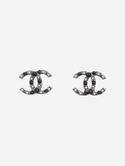 Silver bejewelled CC stud earrings Jewellery Chanel 