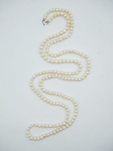 Unbranded Cream pearl necklace