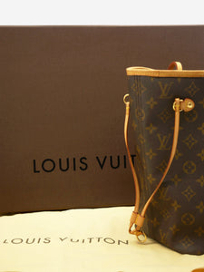 Louis Vuitton Brown Neverfull MM monogram tote bag